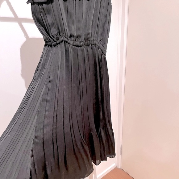 Vero Moda Dress - Picture 7 of 10